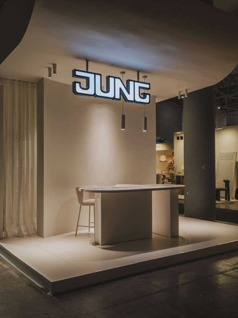 InteriHotel 2025. JUNG. Diseño Trenchs